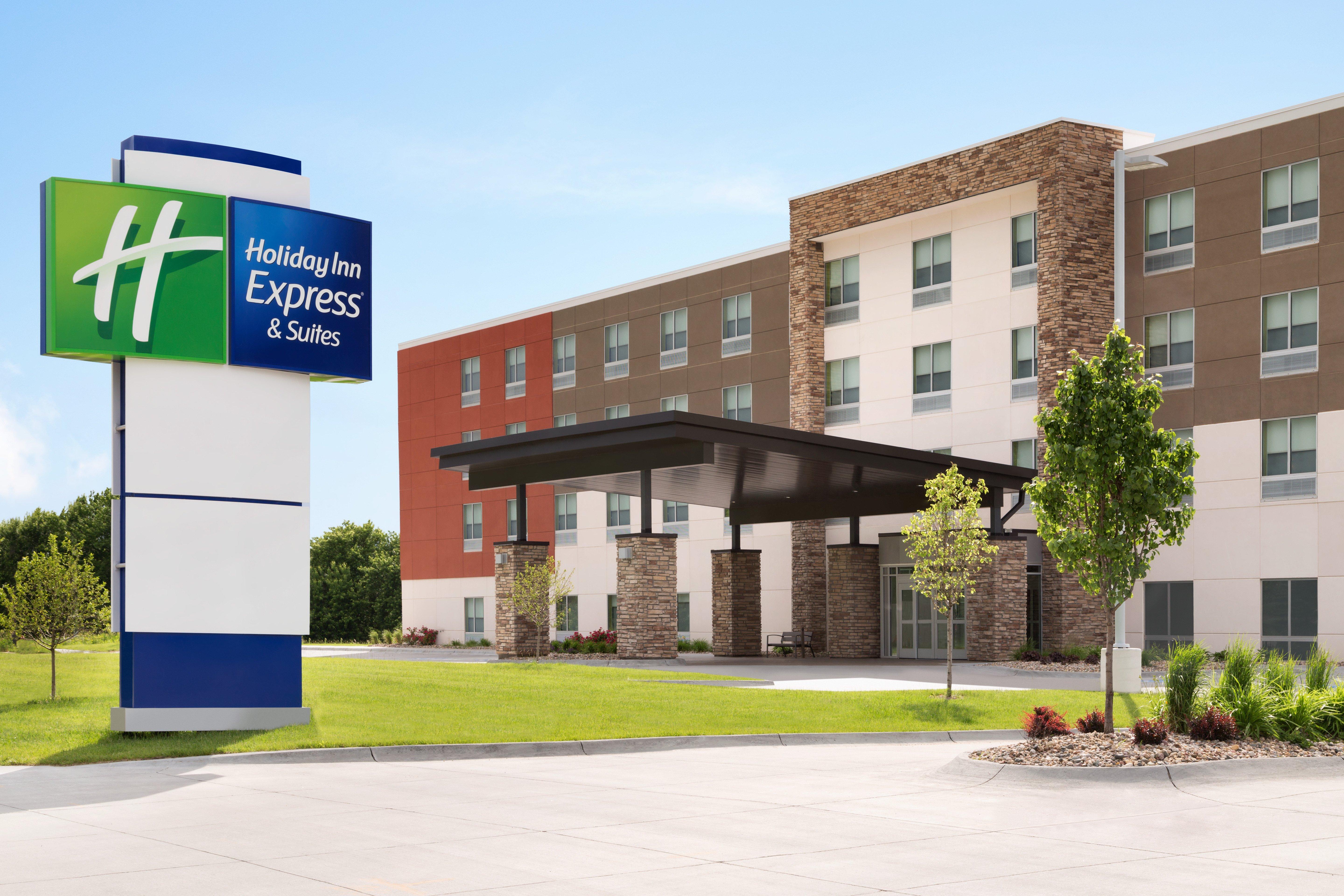 Holiday Inn Express & Suites Allen Park By Ihg Dış mekan fotoğraf